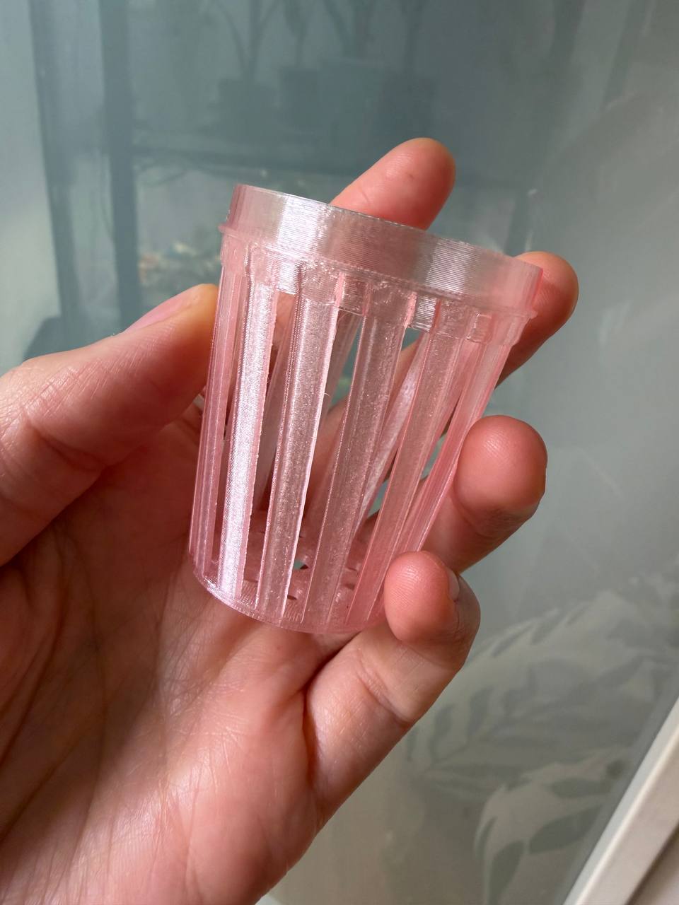 Vaso maceta de autorriego montado