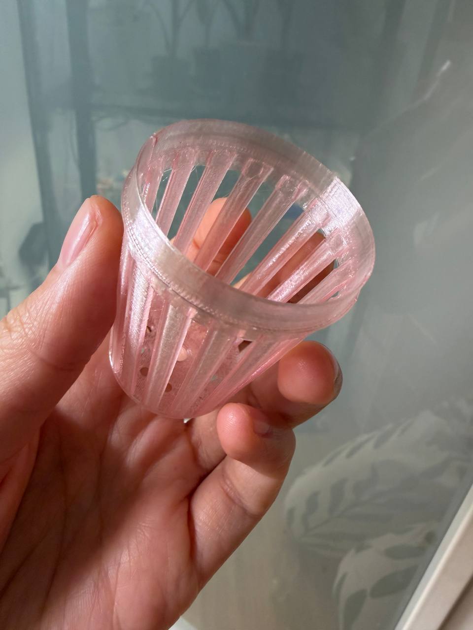 Vaso maceta de autorriego detalle