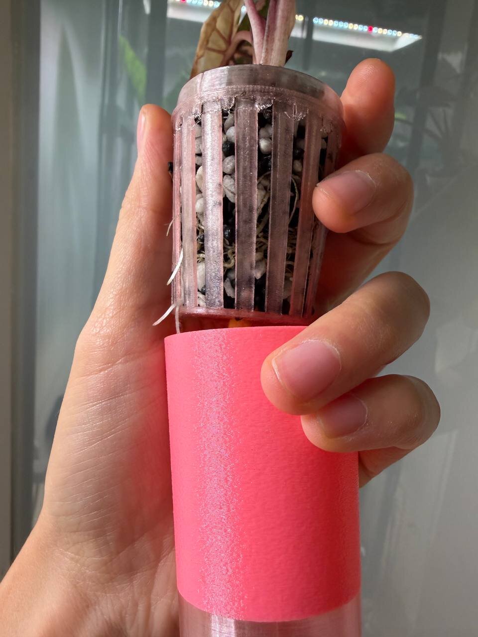 Mini maceta autorriego rosa (foto 5) — Marina's Jungle Gems